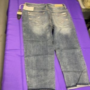 NWT Seven7 Luxe luxury skin-fit jean. Size 14